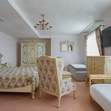 La Coraillere Waterfront With Private Pool And Sea Access
