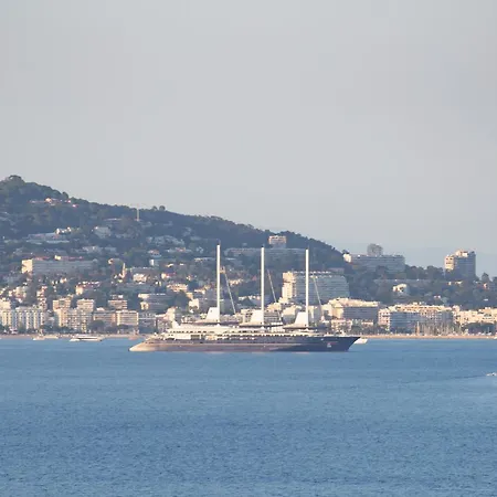 La Coraillere Waterfront With Private Pool And Sea Access *